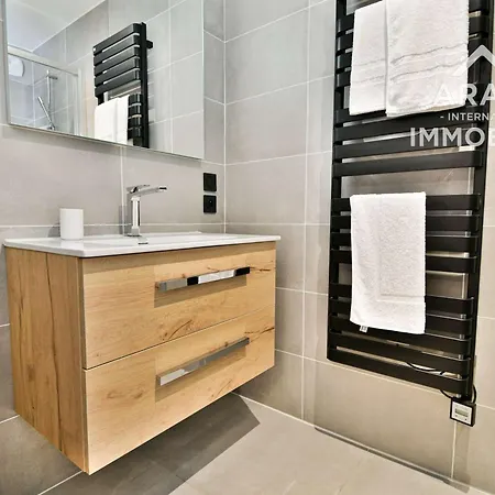 3 Chambres, Terrasses, Proche Randonnees - Fr-1-391-212 Apartament *